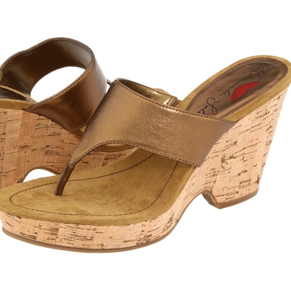 Romantic Soles Ashley SKU #7679144 Bronze Laminato - Picture 1 of 7